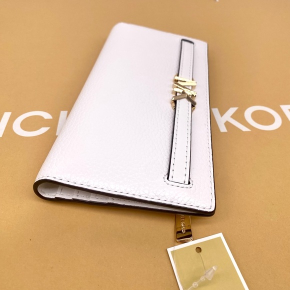 Michael Kors Reed Large Snap Bifold Wallet - Picture 7 of 11
